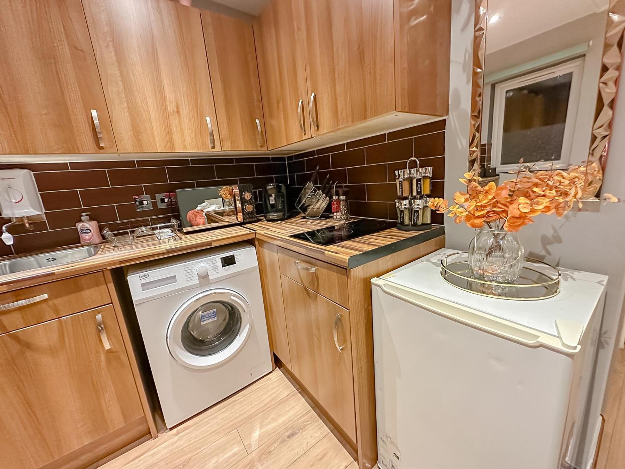 Stunning Studio Garden House - Free Wifi & Parking Hendon Kültér fotó